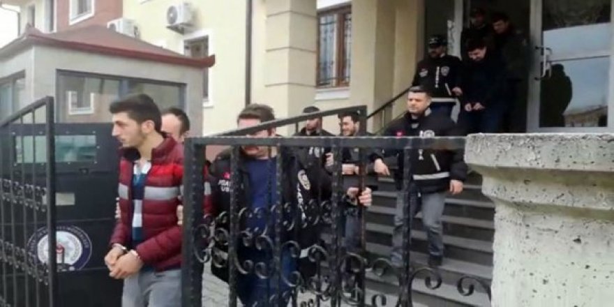 Sakarya'da sahte polisler yol kapatıp, araçları çevirdi