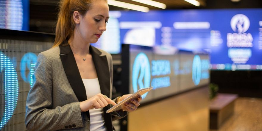 Borsa İlk Yarıda Yükseldi