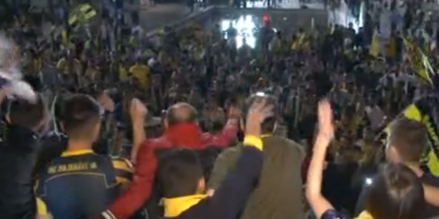 Ankaragücü Taraftarı Süper Lig Coşkusunu Yaşadı