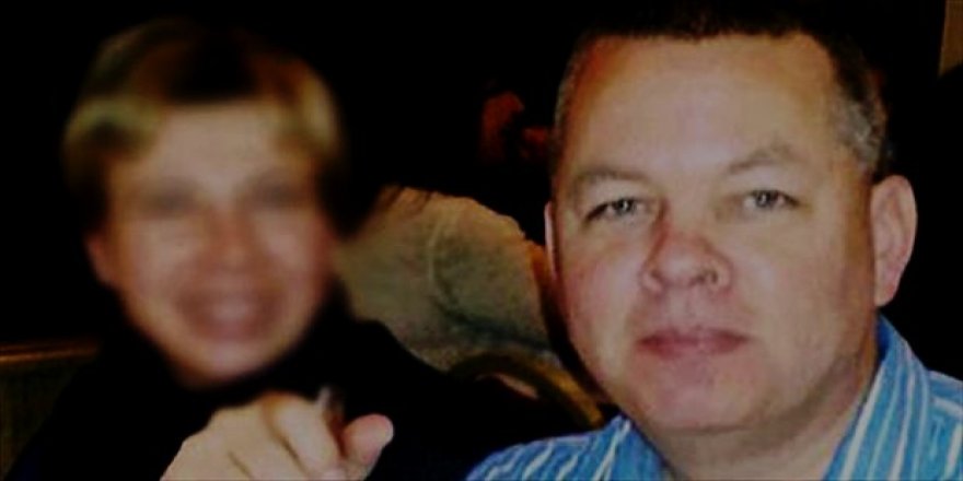 FETÖ'cü papaz Andrew Craig Brunson ev hapsine alındı