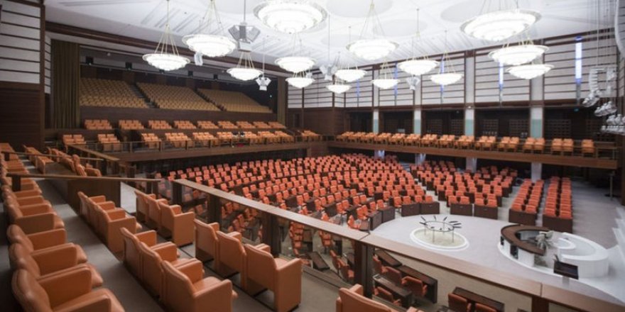 Meclis'in gündemi yoğun öncelik emeklilikte yaşa takılanlar