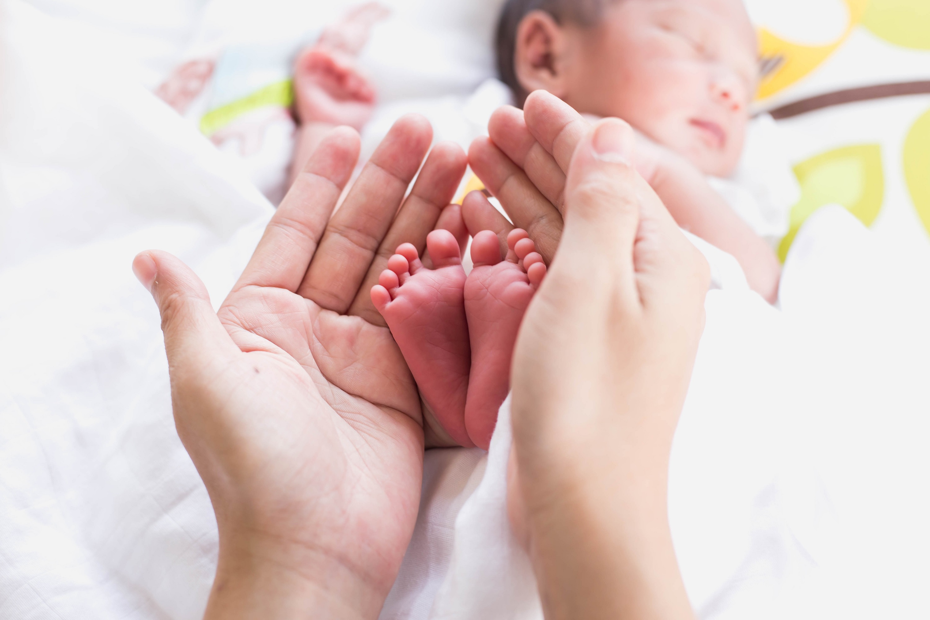 Prematüre olarak dünyaya gelen bebek bakımının püf noktaları