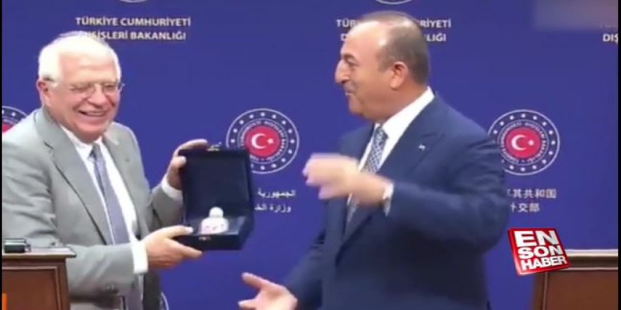 Mevlüt Çavuşoğlu AB Temsilcisine BOREL hediye etti
