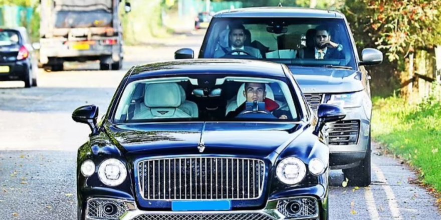 Cristiano Ronaldo korumalarıyla 7 saat benzin kuyruğunda bekledi.