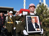 İsmet Sezgin son yolculuğuna uğurlandı
