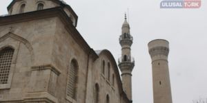 Malatya'da beş camisiz minareden biri yıktırıldı