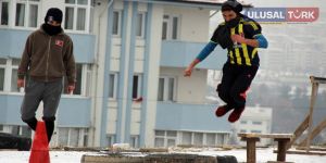 PÖH sınavına kendi imkanlarıyla hazırlanıyorlar