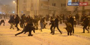 Eskişehir’de öğrencilerden “Kartopu Savaşı” etkinliği