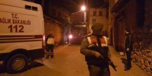 Hırsızlık için girdikleri evde cinayet işlediler