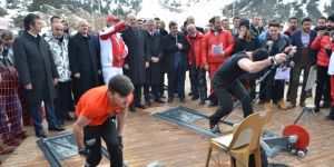 Numan Kurtulmuş Ergan Dağı Kış Oyunları'na katıldı