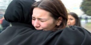 YGS’ye geç kalan öğrenci gözyaşlarına boğuldu