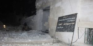 Halep'te  camiye hava saldırısı: 63 ölü