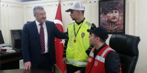 İstanbul Emniyet Müdürü engelli öğrencileri ağırladı