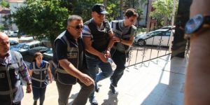 Çocuğunun Gözü Önünde Bıçaklandı