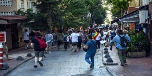 Onur Yürüyüşü'nde neler yaşandı?