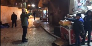 Kudüs'te İsrail karakoluna "Erdoğan marşı" dinletmek
