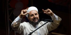 Abdulmetin Balkanlıoğlu Hoca, Brüksel’de gözaltına alındı