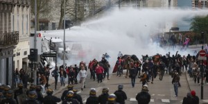 Fransa’daki protestolarda 63 gözaltı