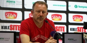 Sergen Yalçın’dan Eto’o’ya yapılan protesto açıklaması