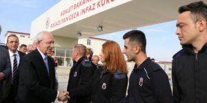 CHP Genel Başkanı Kemal Kılıçdaroğlu, İlçe Başkanını Cezaevinde Ziyaret Etti