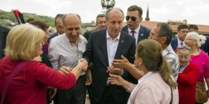 İnce, Hacı Bayram Veli Hazretlerinin Türbesini Ziyaret Etti