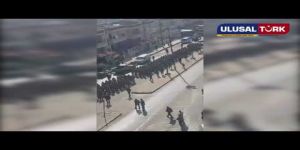 Eğitimini tamamlayan Suriyeli Özgür Polisler Afrin'in sokaklarında "Her şey vatan için" sloganı attı.