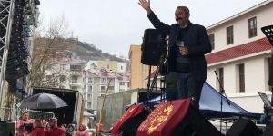 Komünist Belediye Başkanı Fatih Mehmet Maçoğlu "PKK" diyemedi