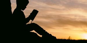 Uzmanlarından uyarı: Her kitabı çocuğunuza okutmayın