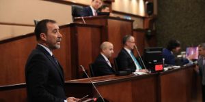 Silivri Belediye Başkanı Yılmaz: Sarı-kırmızı taksi kaosunu ortadan kaldıralım