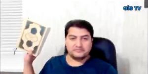İbrahim Atabey adlı alçak Kuran-ı Kerim'i Yırttı