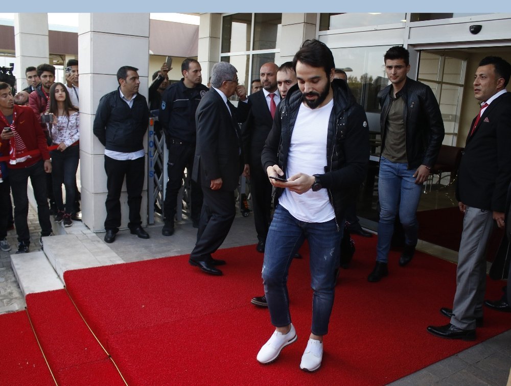 Milliler Antalya'ya geldi