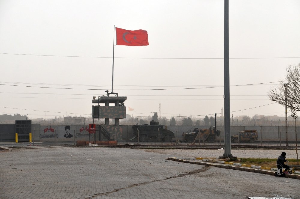 PYD kontrolündeki Telabyad’da sessizlik