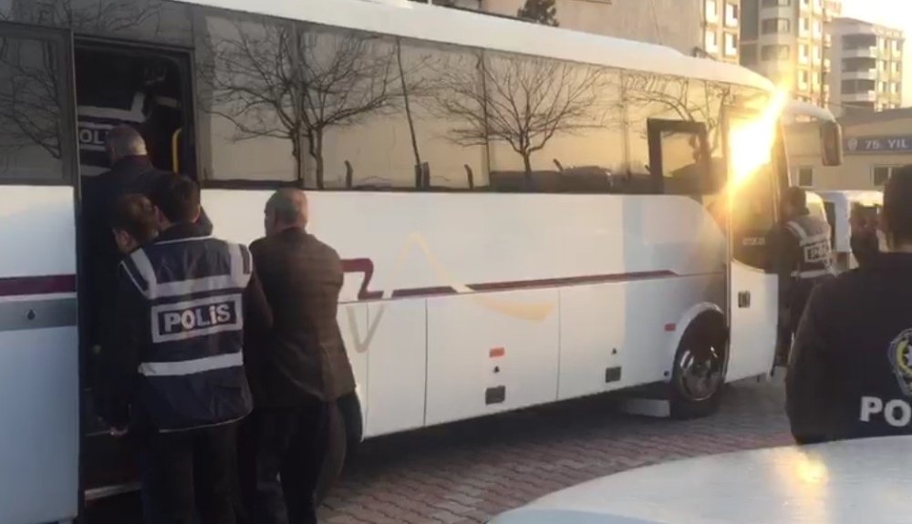 6 ilde dolandırıcılık çetesine büyük darbe: 22 gözaltı
