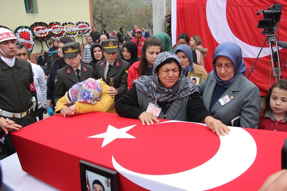 Şehit askere veda