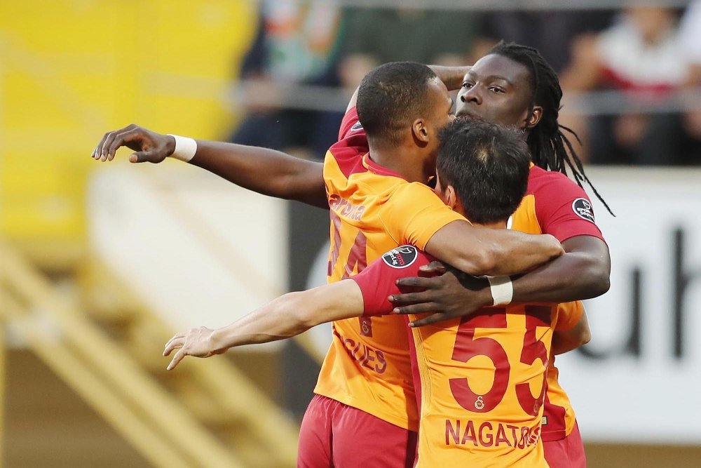 Aslan öldü öldü dirildi