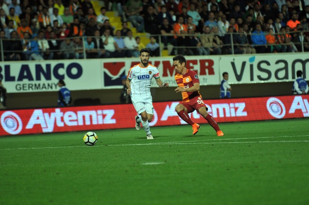 Aslan öldü öldü dirildi