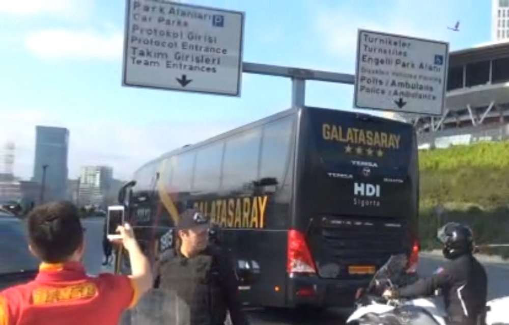 Derbi Öncesi Takımlar Stada Geldi