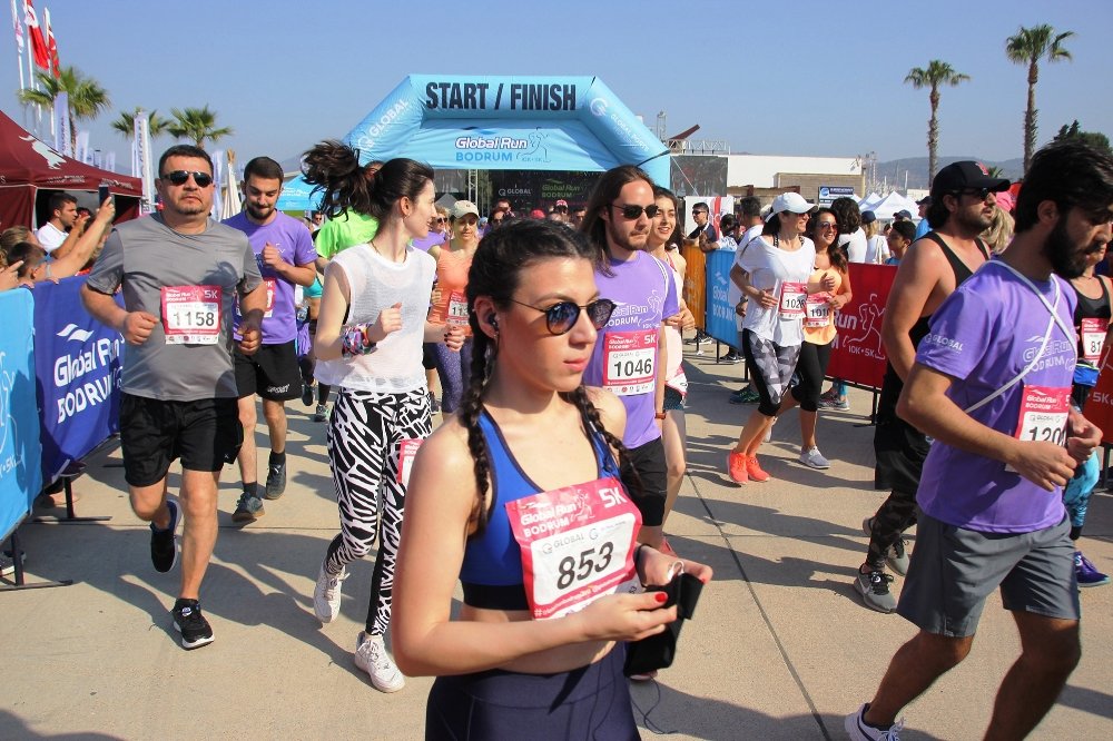 Global Run Yarışlarında Binlerce Kişi Ter Döktü