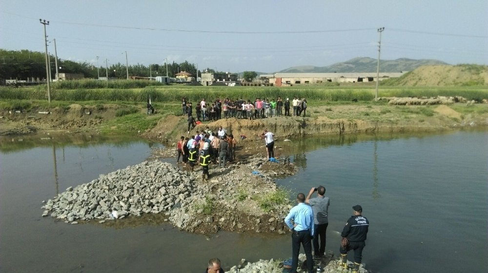 Gaziantep’te Bataklıkta Can Pazarı