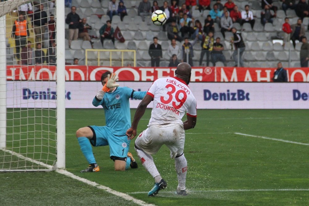 Antalya Gençler’i Tek Golle Geçti