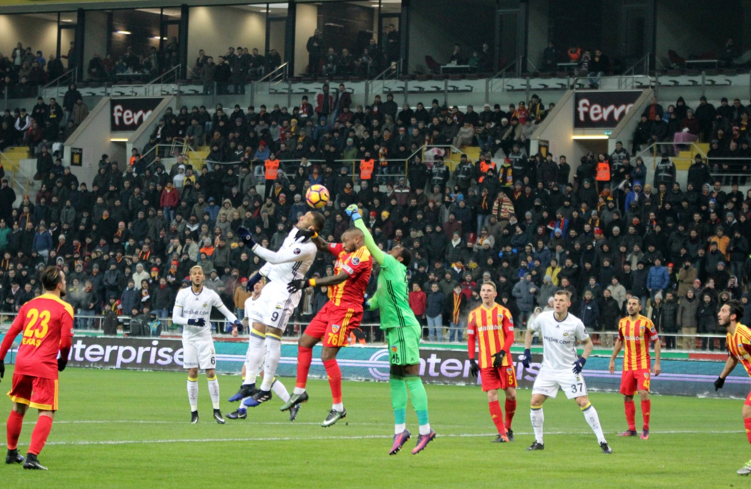 fenerbahce---kayserispor-maci-002.jpg